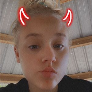 Meet your Posher, Avery